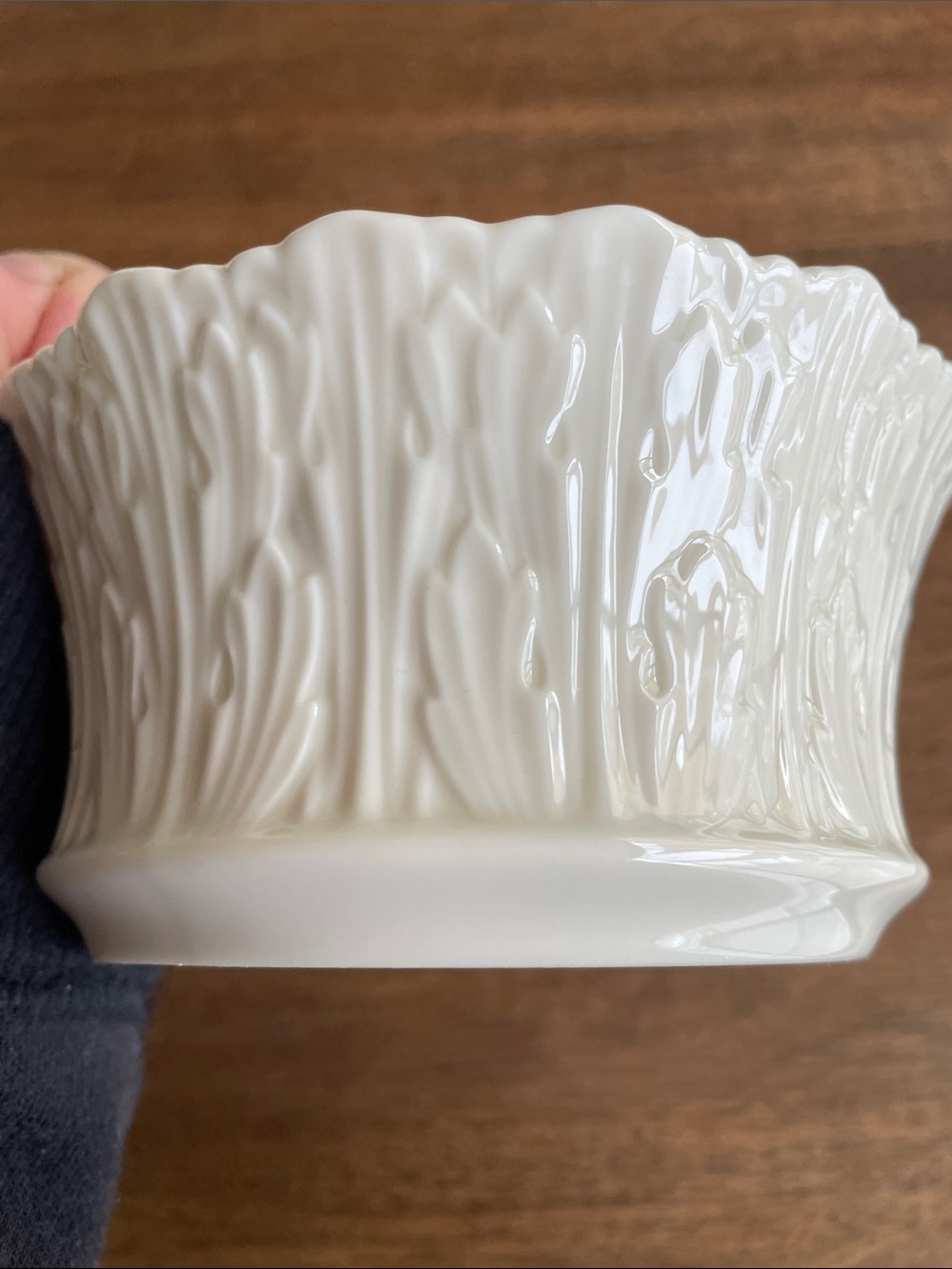 Lenox White Ceramic Bowl with Gold Logo Mark - Picture 5 of 6